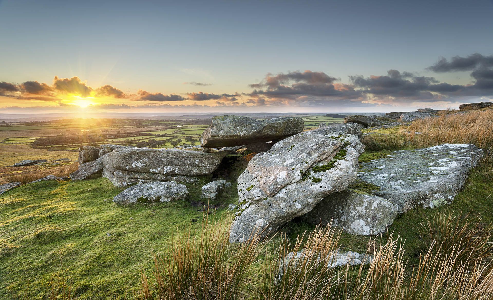 Sunset at Alex Tor on Bodmin Moor near St Breward in Cornwall © Shutterstock