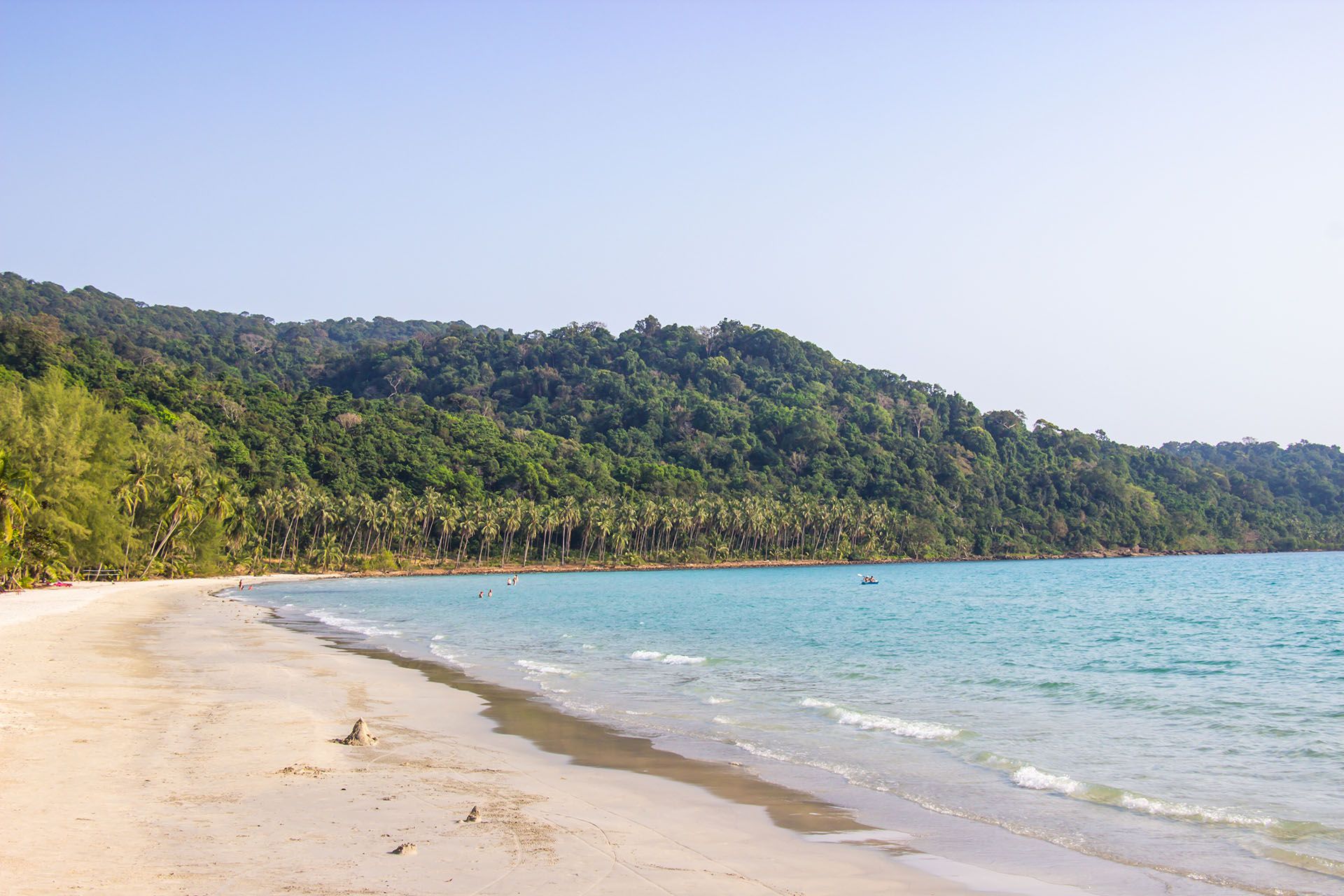 Ao Phrao area Ko Kood, Thailand © Phaphthay/Shutterstock