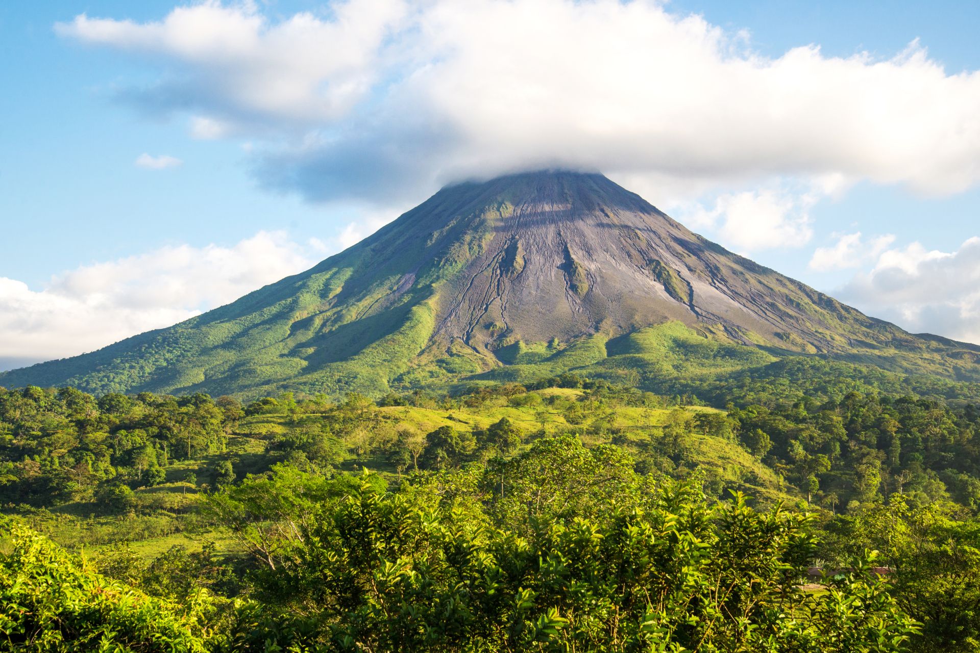 Arenal-Volcano-Costa-Rica