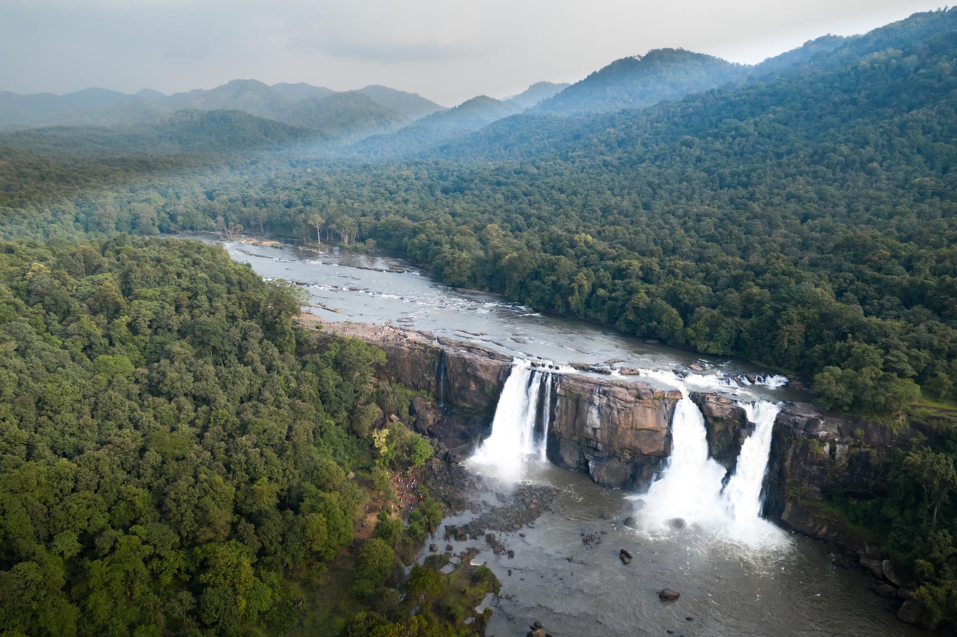 Athirappilly Falls in Chalakudy Taluk of Thrissur District in Kerala, India © Shutterstock