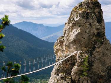 Medieval Towns & Outdoor Fun - Switzerland and Italy Combo