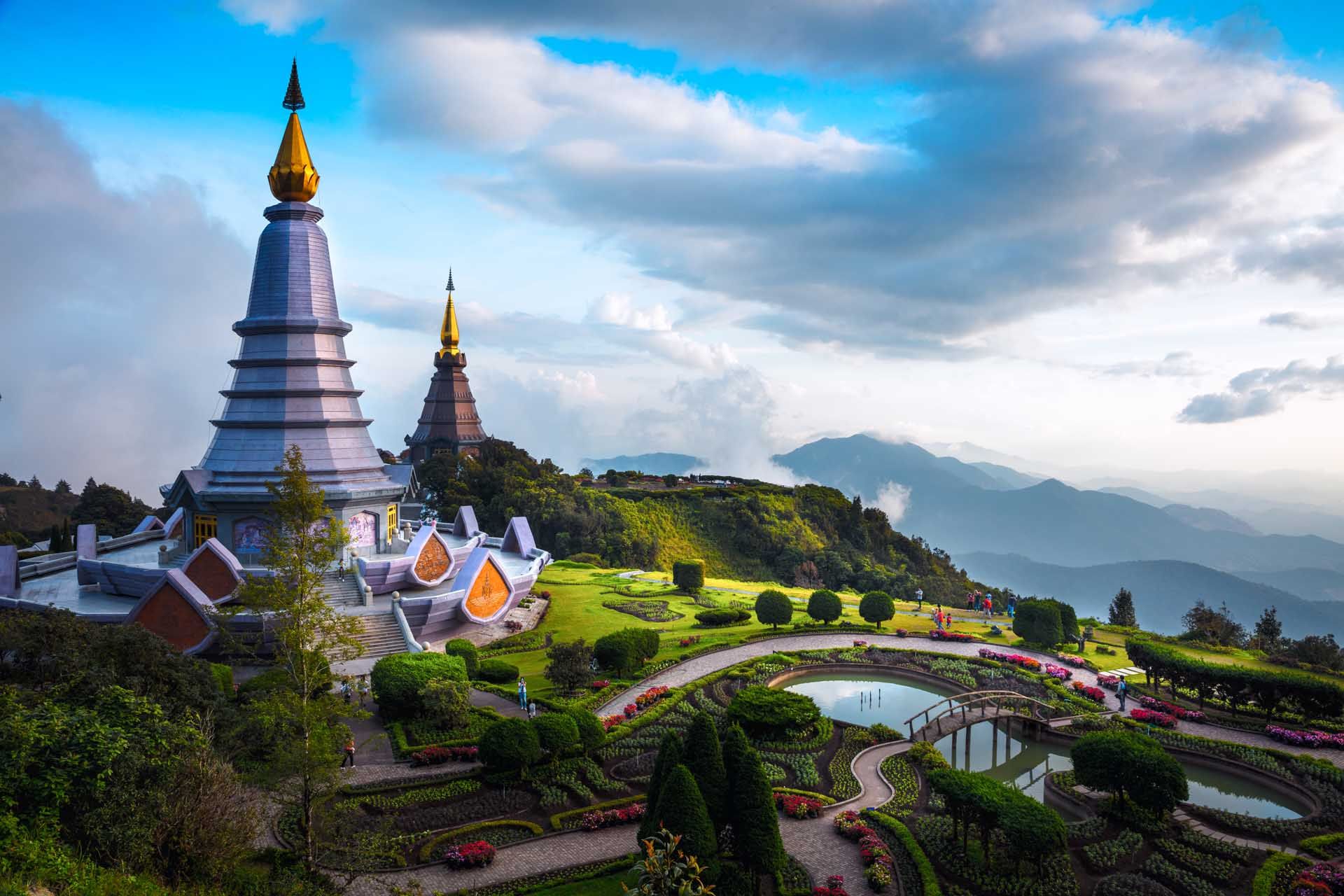 The Great Holy Relics Pagoda Nabhapolbhumisiri, Chiang Mai, Thailand © Shutterstock