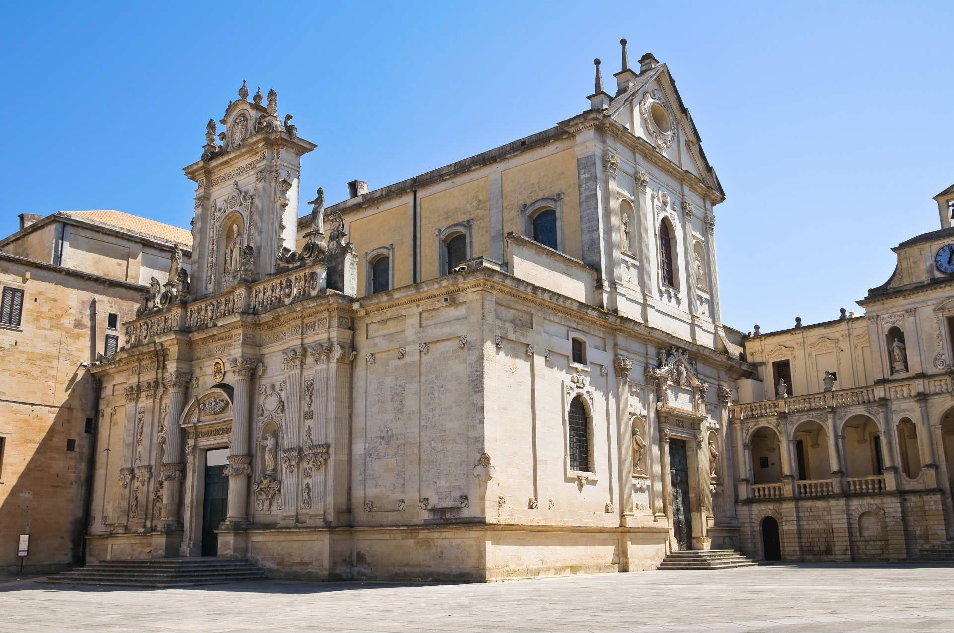 duomo-church-lecce-puglia-italy-shutterstock_136251860