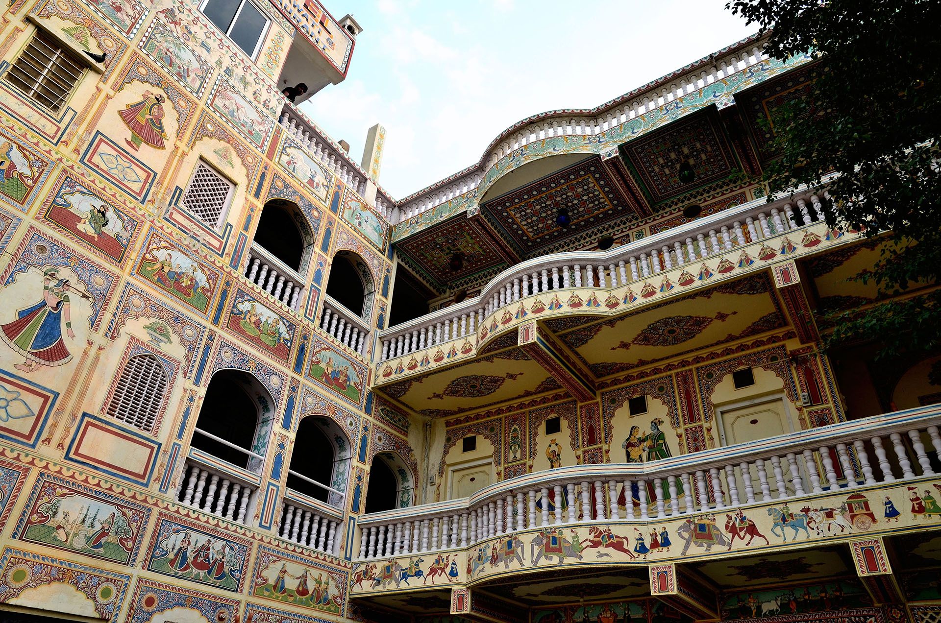 Shekhawati region with its wonderfully painted haveli houses © Shutterstock
