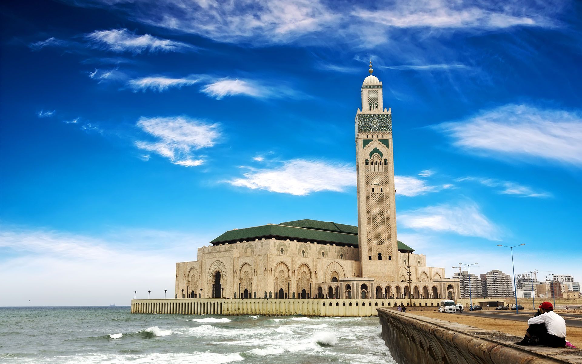 Hassan mosque, Casablanca © posztos/Shutterstock