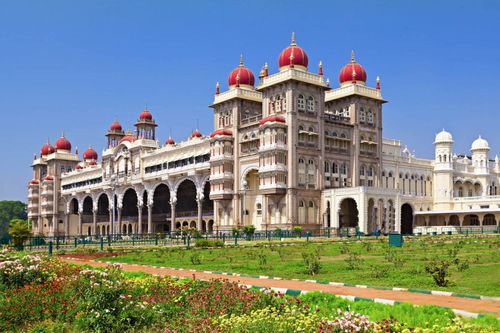 Mysore Palace in Mysore, Karnataka state in India © Shutterstock