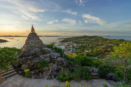 sichang-island-pattaya-chonburi-thailand-shutterstock_612051734