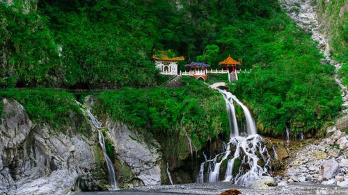 taroko-taiwan-shutterstock_533610766