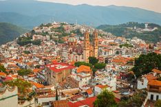 Taxco Guerrero Mexico a colorful town © Shutterstock