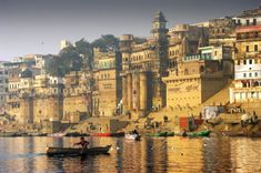 Varanasi, Ganges, India © Shutterstock