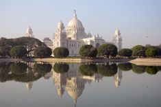 victoria-memorial-calcutta-india-shutterstock_538664986