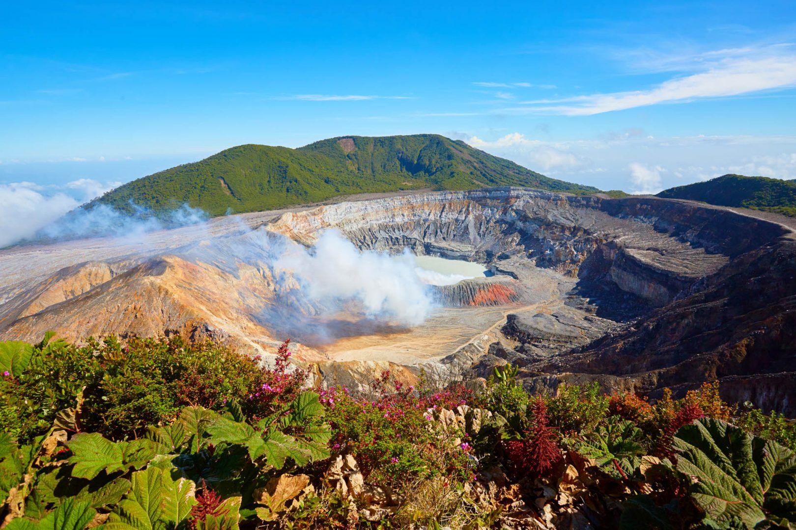 volcano-poas-costa-rica-shutterstock_367780841